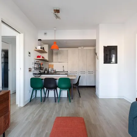 Apartment Renovated Politecnico Terrace Apt *